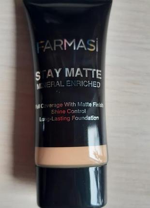 Тональний крем стей матте  тон 03 фармасі фармаси farmasi