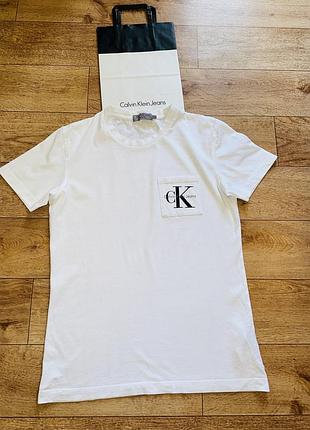 Calvin klein jeans женская белая оригинальная футболка !