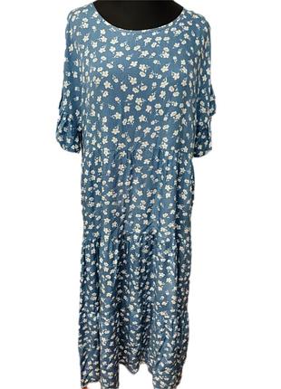 Сукня стильна легенько, вільного крою