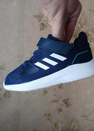 Кросівки adidas на стопу 15 см стоп