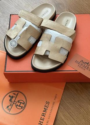 Шльопанці hermes