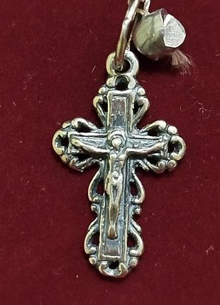 Срібний ажурний чернений хрестик.