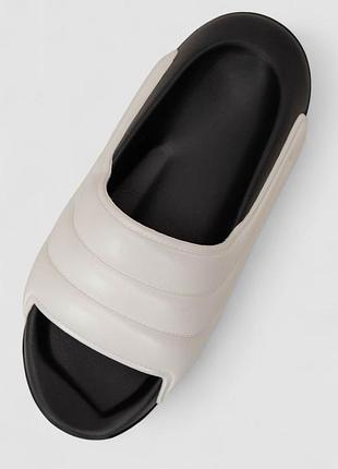 Шльопанці крослайт