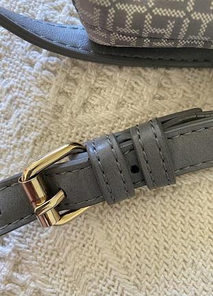 Сумка кросбоді tommy hilfiger5 фото