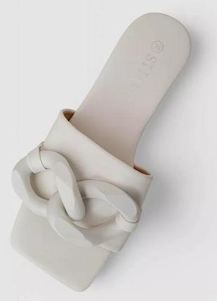 Шльопанці жіночі в різних кольорах 😍