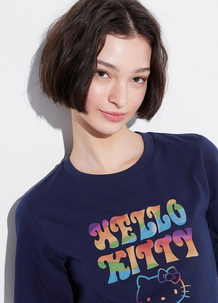 Футболка з принтом hello kitty uniqlo s-m