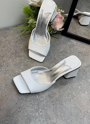 Шлепанцы женские белые натуральная кожа