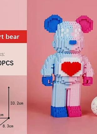 Конструктор "медвежонок с сердечком" — 3d-модель из 1920 деталей. милый bearbrick |goodshub|