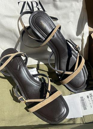 Босоніжки zara
