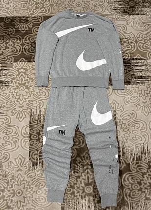 Спортивний костюм nike