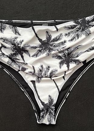 Трусики купальні