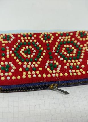 Винтажный кошелек с вышивкой.