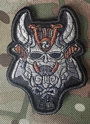 Маска самурая шеврон 3