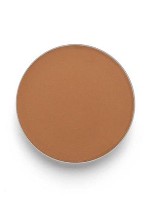Vistudio melt-effect on hot-pour foundation - тональна основа коригуюча 04, 6 р
