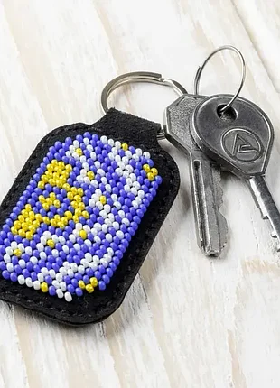 Брелок для ключів чорний з штучної шкіри з вишивкою бісером