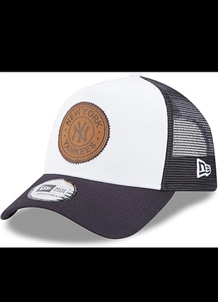 Бейсболка new era new york yankees mlb team patch adjustable trucker, one size, состояние отличное