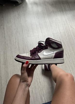 Nike air jordan mid