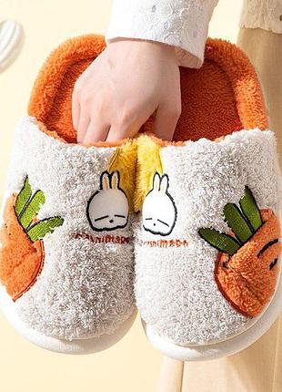 Стильні жіночі тапочки тапки закриті оливкові 36-39 женские домашние тапочки