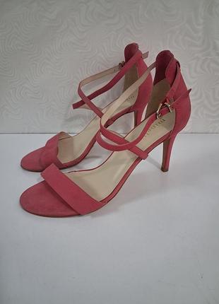 Босоніжки minelli