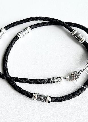 Чоловічий шнур зі срібними вставками, іконками святих, оберегами