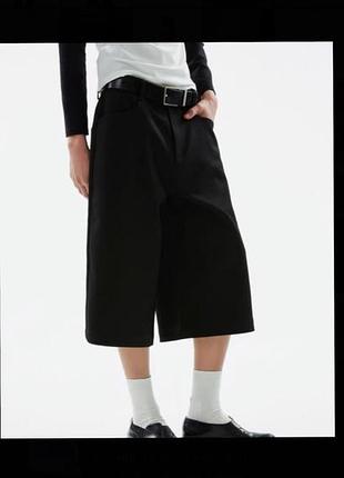 Бриджи черные шорты