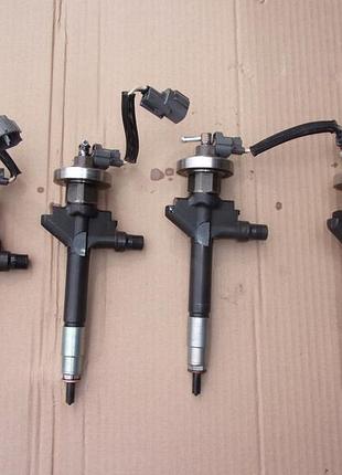 Форсунка форсунка mazda 6 2.0 citd gg gy 13h50