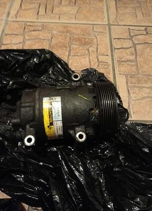 Компрессор кондиционера nissan primera p12 2.0dci