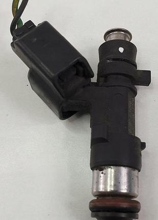 Форсунка volvo v50 c30 2.5 t 30757534