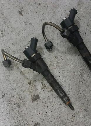 Форсунка laguna nissan 1.9 dci 0445110110b