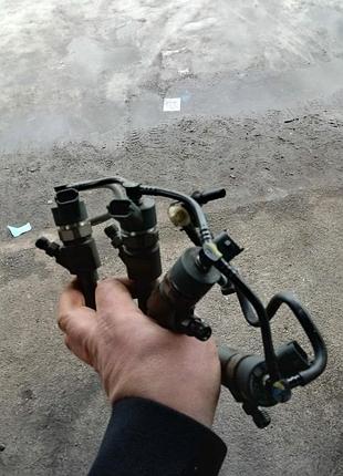 Форсунки renault scenic ii 1.9 dci 8200389369