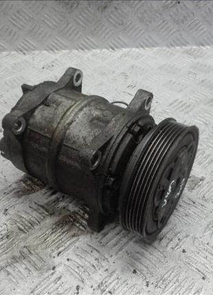 Volvo v40 компрессор кондиционера 8708581