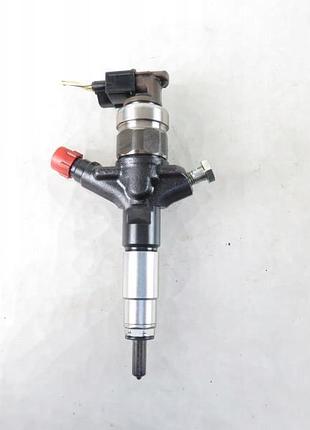 Форсунка subaru 2.0 d 16613aa030 05m08938