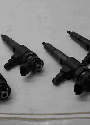 Форсунка peugeot 1.4 hdi 9641496180 0445110075