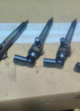 Форсунка renault 1.5 dci 8200380253 8200294788