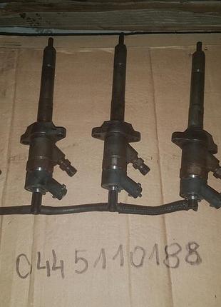 Форсунка паливна ford focus 0445110188 б/у оригінал