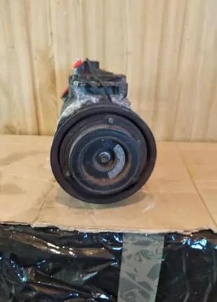 Компрессор кондиционера volkswagen passat 8d0260808 2