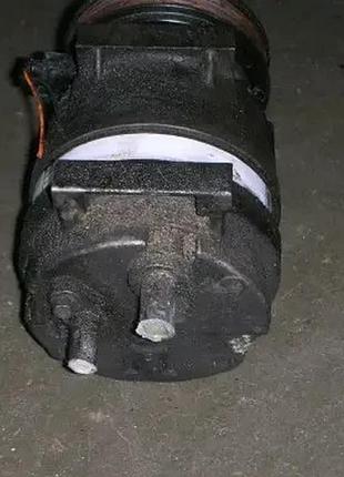 Компрессор кондиционера renault 770010565 2