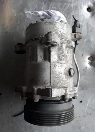 Компрессор кондиционера 1j0820803f audi 1.6 8v 4
