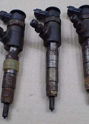 Форсунка 0445110340 fiesta mk7 1.6 tdci