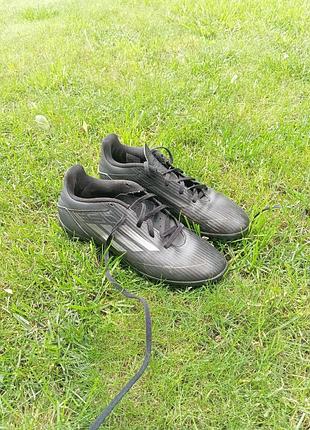 Футбольные сороконожки adidas f50