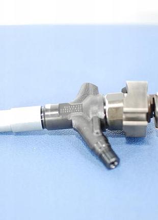 Форсунка subaru 2.0 d 150km 16613aa020 ee20zl