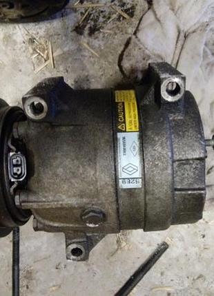 Компрессор кондиционера renault 7700103536