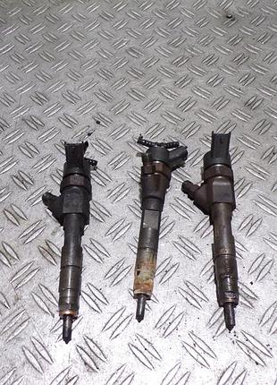 Форсунка renault 1.9 dci 8200100272
