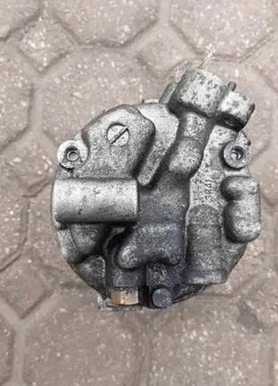Компрессор кондиционера 6905643 bmw e46 e83 2.0d 8
