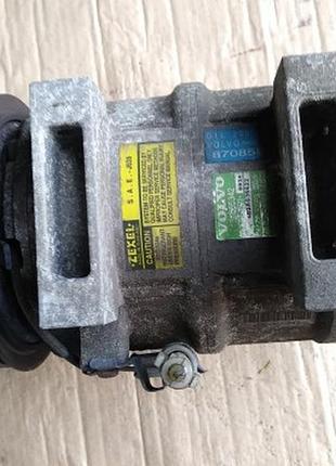 Компрессор кондиционера 30665342 volvo c70 2.4 t