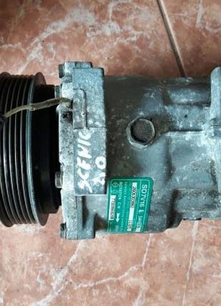 Автозапчасть компрессор кондиционера renault 7700866828b б/у оригинал 3