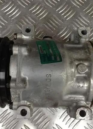 Компресор кондиціонера renault 8200234036 sd7v16