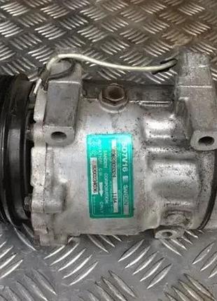 Renault компрессор кондиционера 8200234036 sd7v16