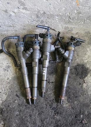 Renault nissan 1.5 dci форсунка 0445110485