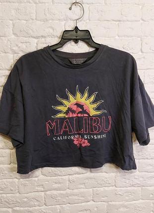 Фірмова футболка